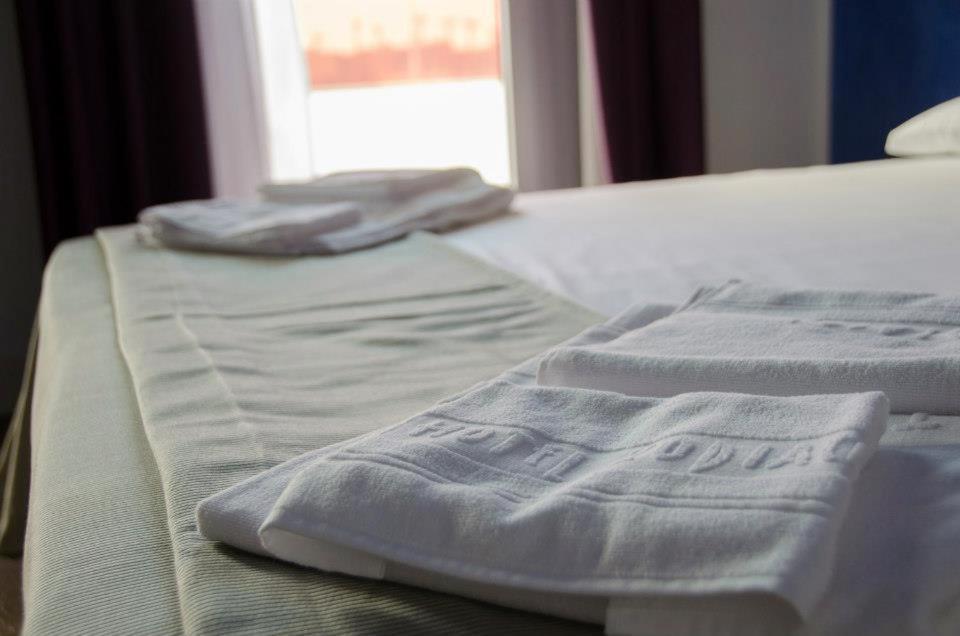 Hotel Zodiaco ポルト・チェザーレオ エクステリア 写真